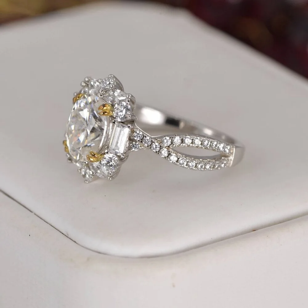 Moissanite 2.0ct Oval Cut Engagement Ring 925